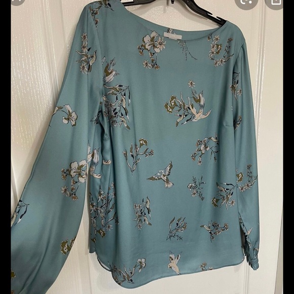 H&M Robins Egg Blue Floral Top size XS NWT Birds - Picture 2 of 11